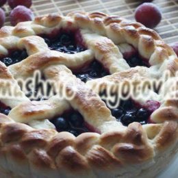 пирог с черноплодной рябиной