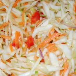 рецепт салата Охотничий на зиму