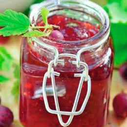 Варенье из крыжовника с вишней